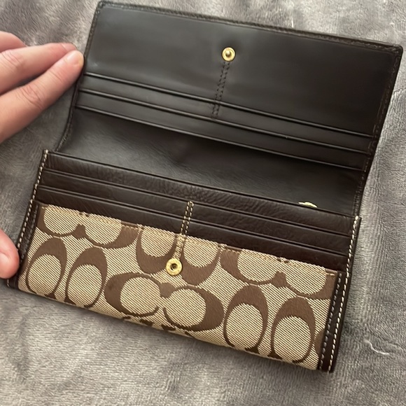 Coach wallet - Picture 2 of 2